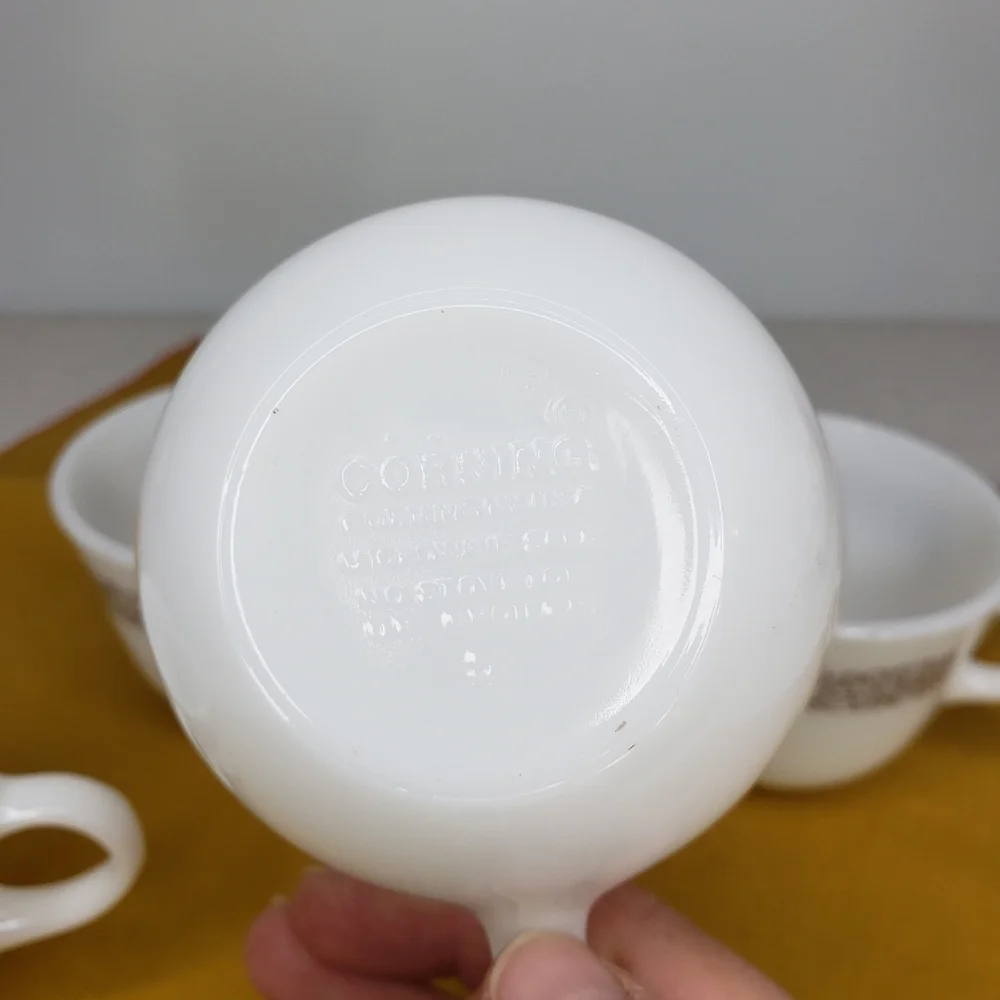 Corning Woodland Print Tea Coffee Cups Cottagecore Grannycore Vintage 1970s